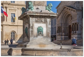 20160121-46 6503-Arles Place de la republique Obelisque