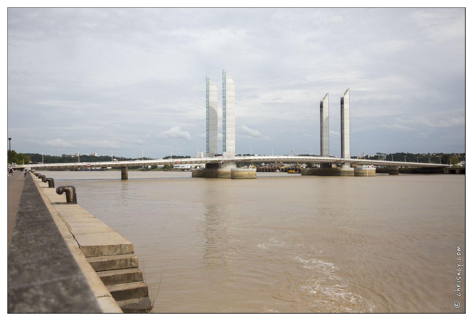 20140828-053_5767-Bordeaux_Pont_Chaban_Delmas.jpg