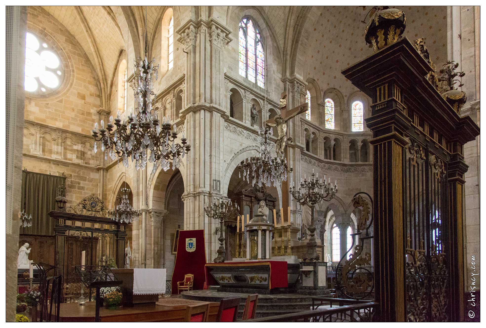 20151116-18_5118-Langres_cathedrale_Saint_Mammes.jpg