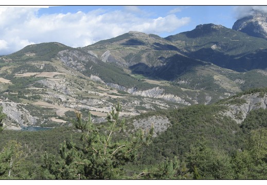 20061007-0052 0313-Vue depuis route barrage Serre Poncon pano