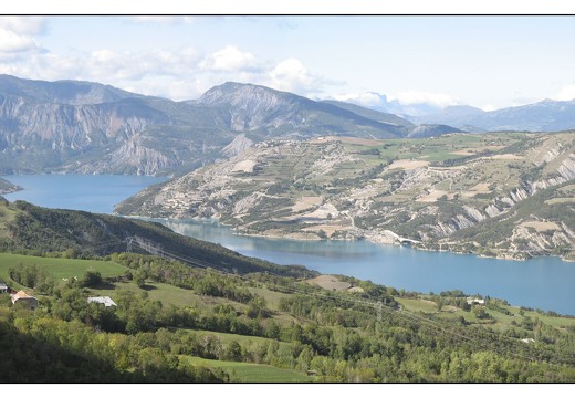 20061007-0060 0319-Vue sur Le Sauze du Lac pano