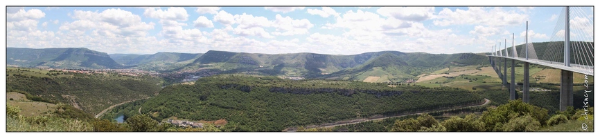 20100605-01 2759-Viaduc Millau pano 0