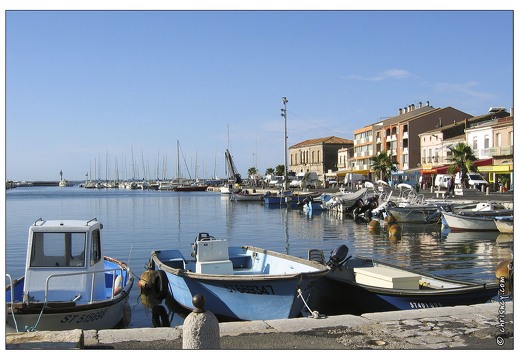 20040915-0727-Meze Le Port w