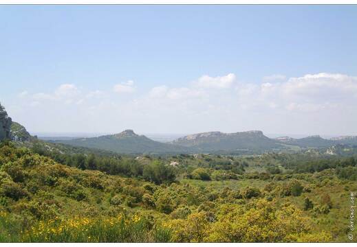 20020512-0112-Les Alpilles