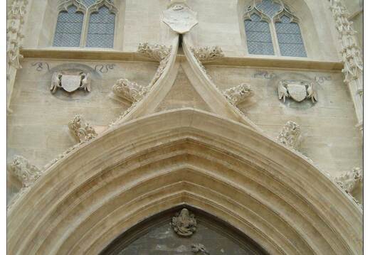 20020822-0507-Avignon saint Agricol