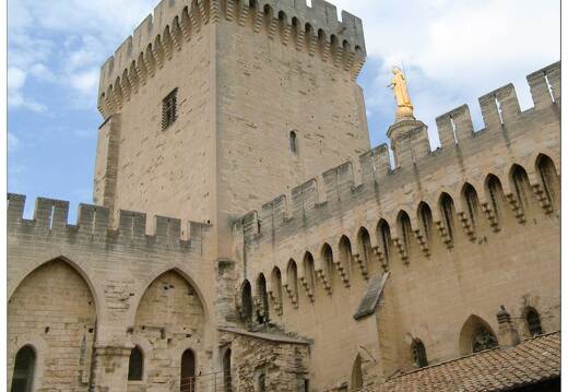20020822-0521-Avignon Palais des papes pano