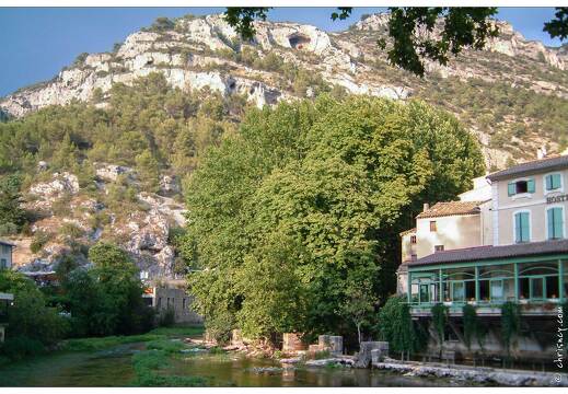 20020823-0610-Fontaine de Vaucluse