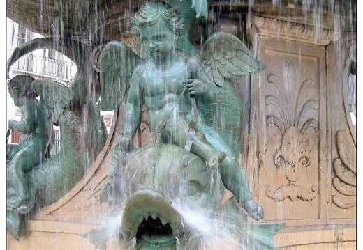 20020826-0675-Grenoble Place Grenette