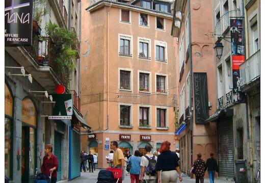 20020826-0677-Grenoble vieilles rues
