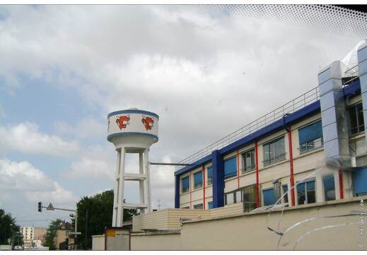 20020829-0752-Lons le Saunier la vache qui rit