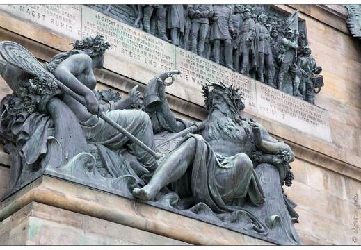 20151007-082 3830-Vallee du Rhin Rudesheim am Rhein Niederwalddenkmal