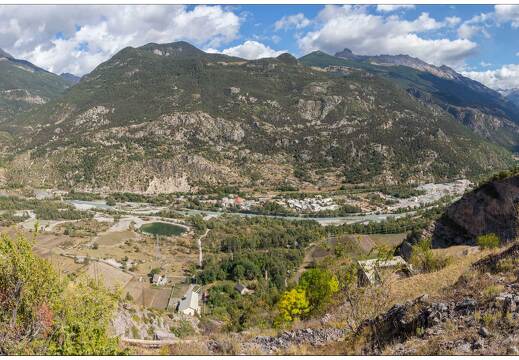 20190925-03 9636-Au goufre de Gourfouran vue vallee de la Durance Pano