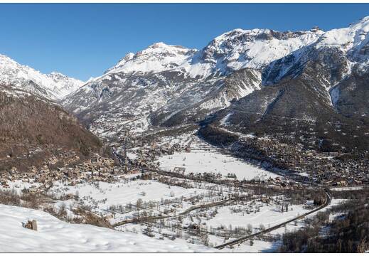 20200214-22 0575-Puy Saint Vincent a la Chapelle St Romain Pano Vue Vallouise