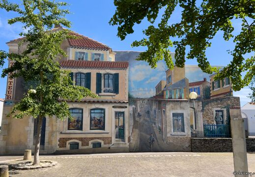 20220602-2313-Les Sables d Olonne mur peint