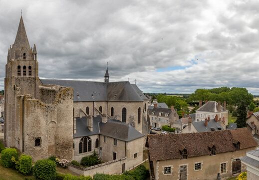 20220526-02 2498-Meung sur Loire Collegiale vue depuis le chateau Pano