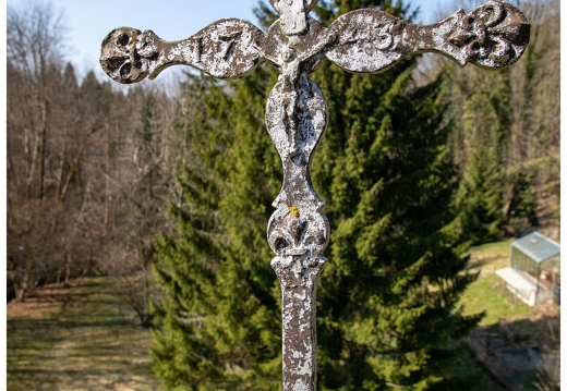 20220325-0551-Chateau Lambert croix