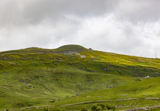 20240615-34 3338-Le Plomb du Cantal vu de Prat de Bouc