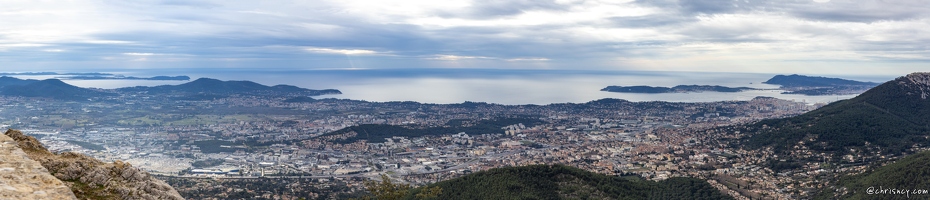 20250118-07 5648-Toulon vu du Fort Coudon Pano