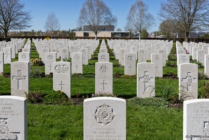 20250407-63 7885-Bayeux cimetiere militaire britannique