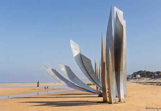 20250411-69 8521-Saint Laurent sur Mer Omaha Beach Monument Les Braves
