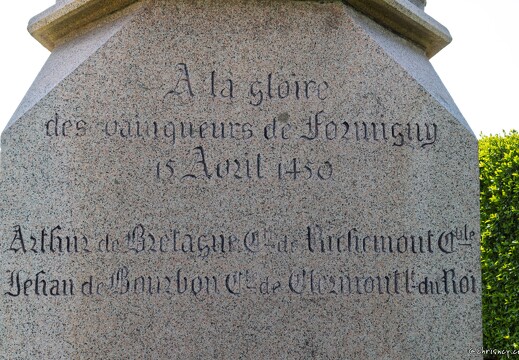 20250411-86 8538-Formilly la Bataille Monument Arthur Le Duc