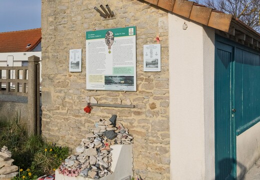 20250404-7531-Ver sur Mer la cabane de Stanley Hollis VC