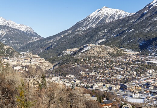 20251129-49 2122-Puy Saint Pierre vue sur Briancon