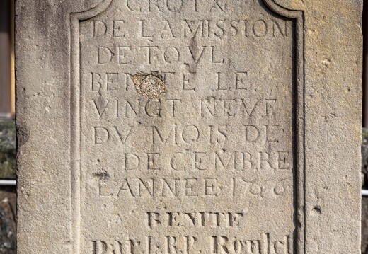 038-2.3-20230825-7802-la bresse croix Parvis de l eglise