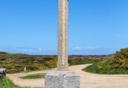 20180503-6749-Pointe du Van croix