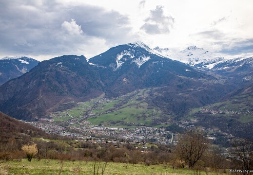 20220406-89 1055-Navette Vue vers Aigueblanche et Valmorel hdr
