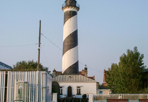 20000616-0001-Gravelines Phare de petit fort philippe
