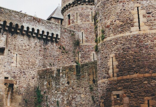 19990500-0019-Fougeres