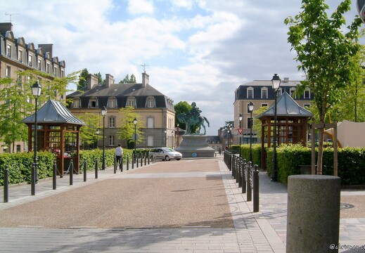 20030511-0147-fougeres