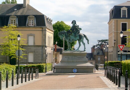 20030511-0148-fougeres