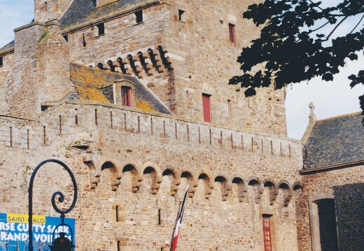 19990500-0112-Saint Malo Hotel de ville