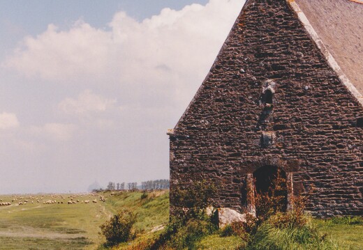 19990500-0151-Mont Saint Michel pres sales chapelle sainte anne