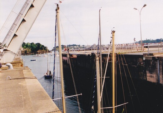 19990500-0025-La Rance barrage