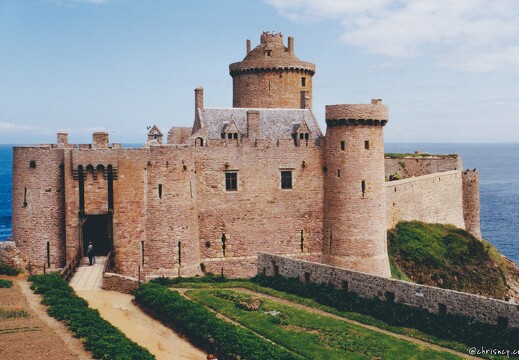 19990500-0060-Fort La Latte