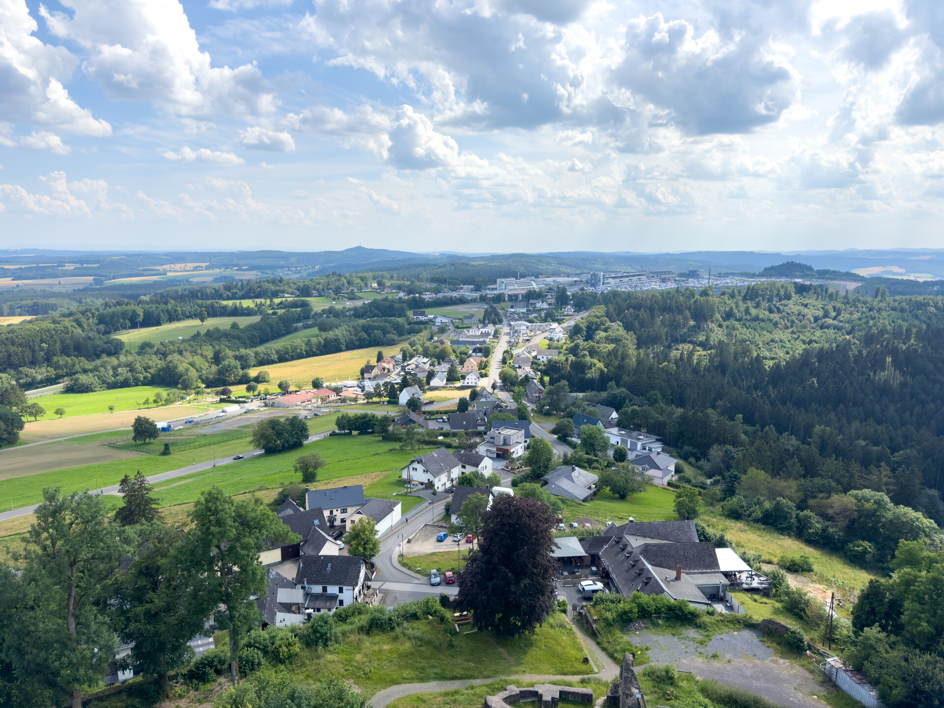 20240720-6195-Nurbug_le_chateau.jpg