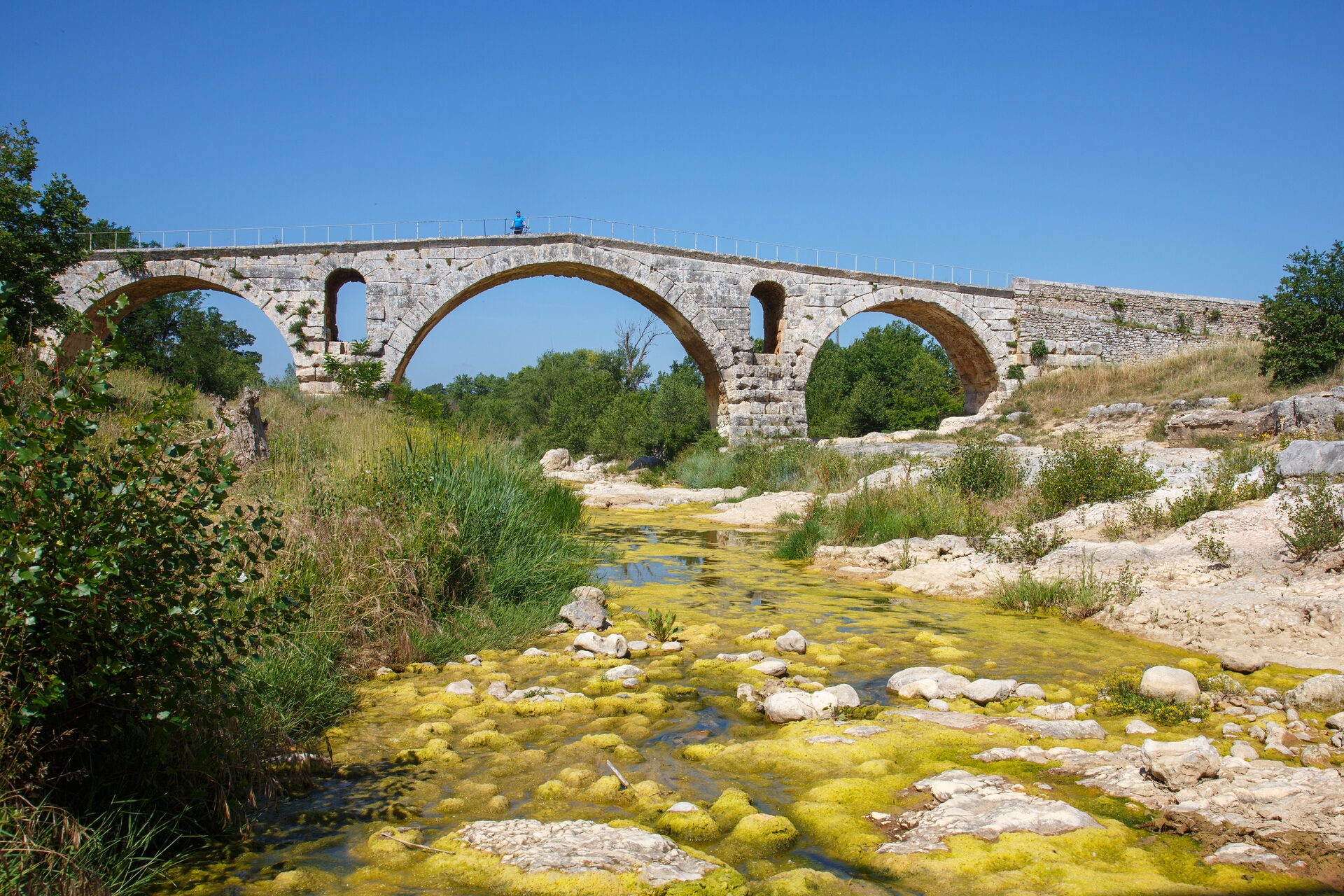 20160608-03_9306-Luberon_Le_Pont_Julien.jpg